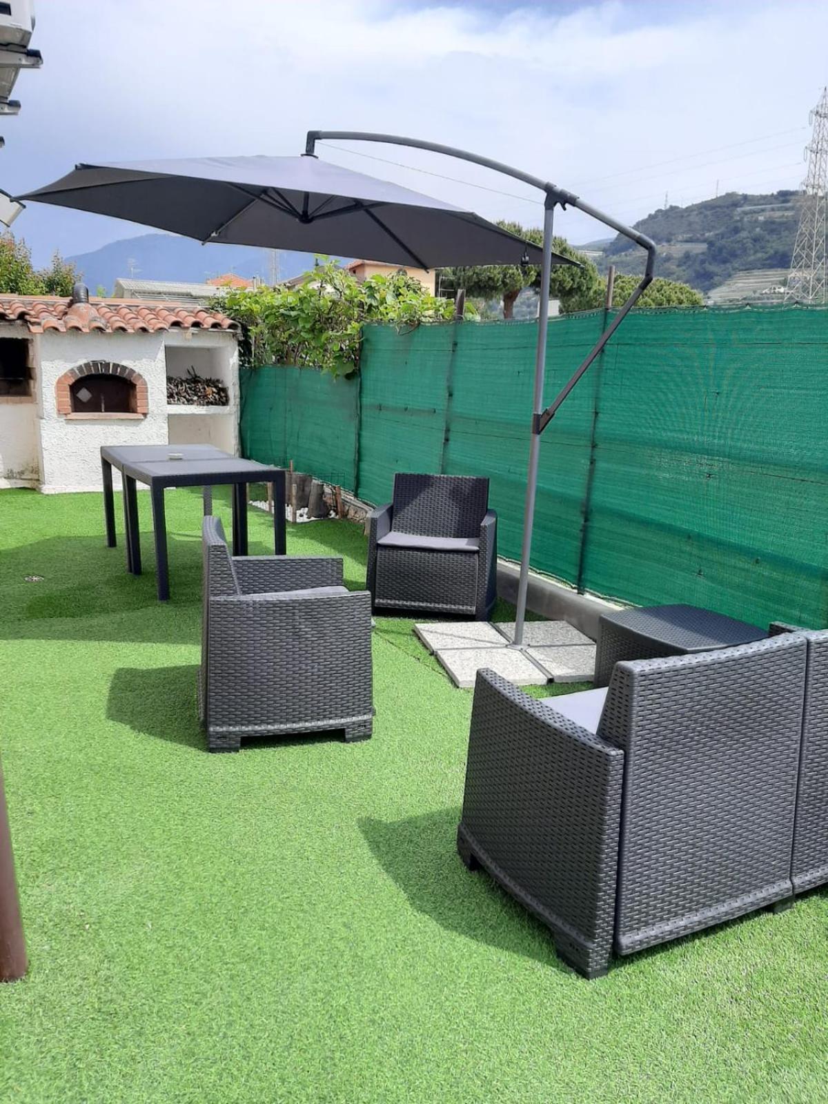 Casa Sveva, A Pochi Passi Dalle Spiagge E Dal Centro Di Arma Di Taggia. 外观 照片